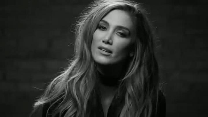скачать клип Delta Goodrem - Heavy