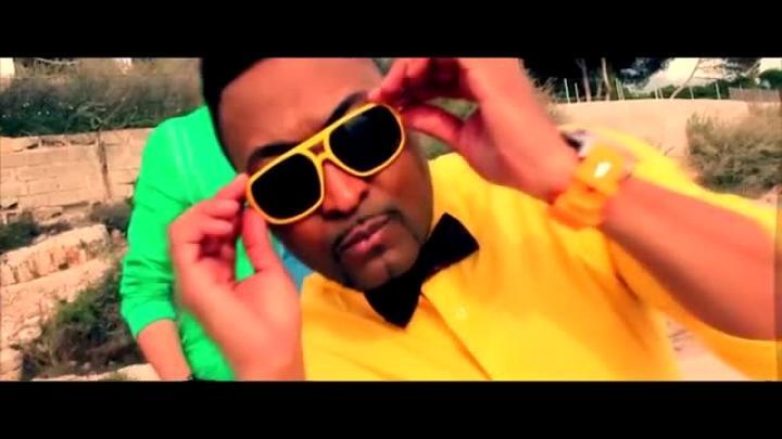 скачать клип Franky Tunes - I Know Theres Something Going On (Dancefloor Kingz Remix)