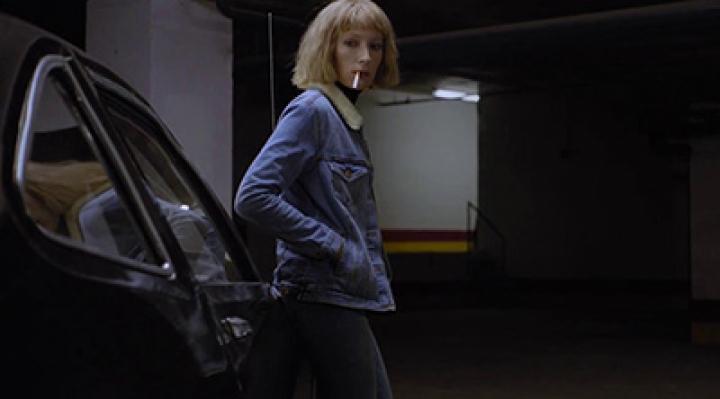 скачать клип Metronomy - Hang Me Out To Dry
