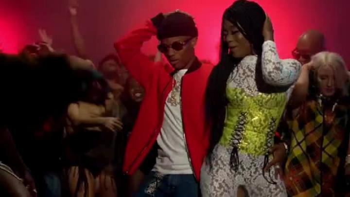 скачать клип WizKid - Daddy Yo
