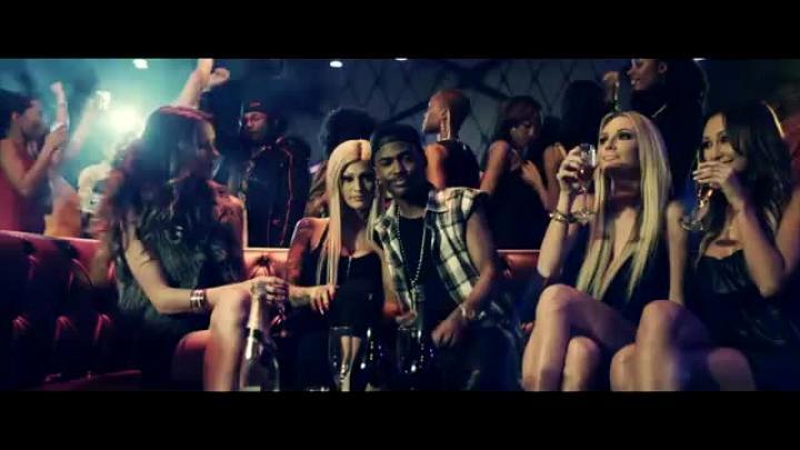скачать клип Juicy J ft. Big Sean, Young Jeezy - Show Out