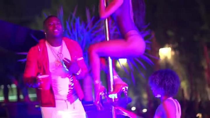 скачать клип DJ Whoo Kid ft. Akon and O.T. Genasis - Ride Daddy