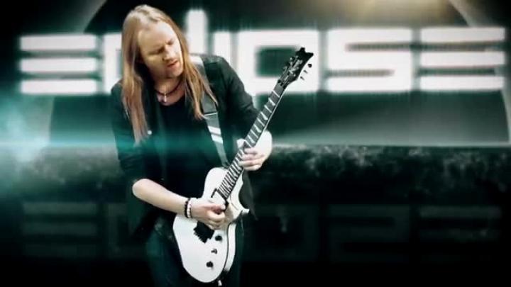 скачать клип Eclipse - Never Look Back