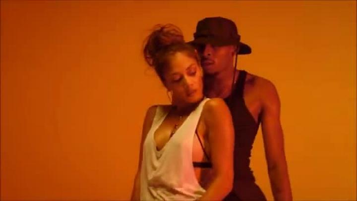 скачать клип Nicole Scherzinger - First Time