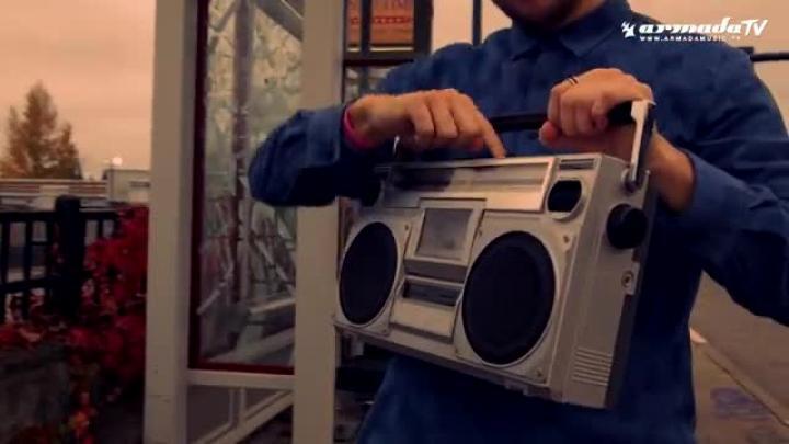 скачать клип We Are Loud and Justin Prime - Tomorrow Sounds