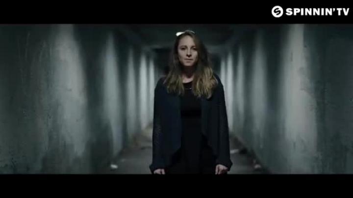 скачать клип WOLFE x Emma Sameth x DNTST - Higher