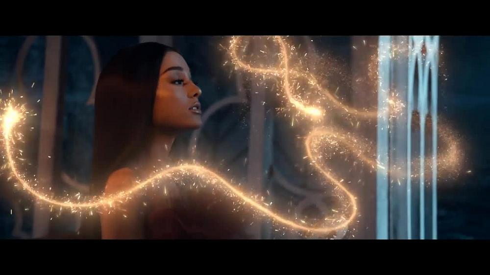 скачать клип Ariana Grande, John Legend - Beauty and the Beast