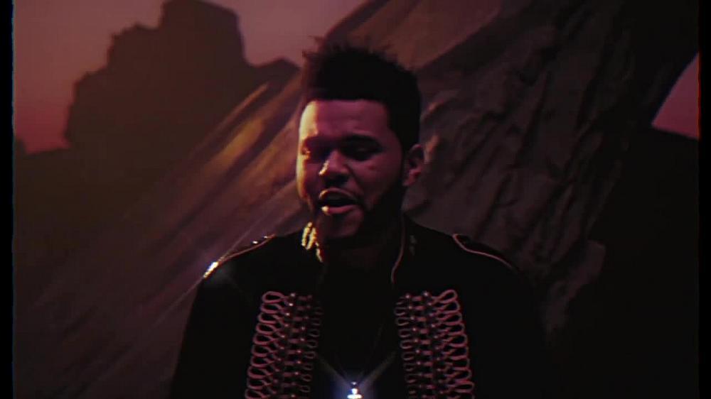 скачать клип The Weeknd ft. Daft Punk - I Feel It Coming