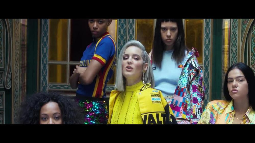 скачать клип Anne-Marie - Ciao Adios