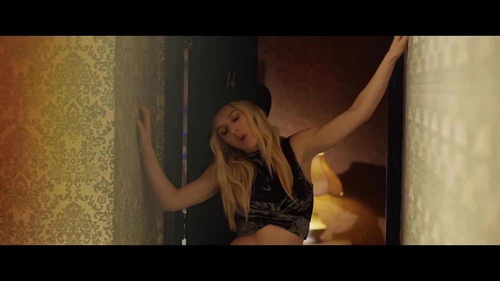 скачать клип ZZ Ward - The Deep