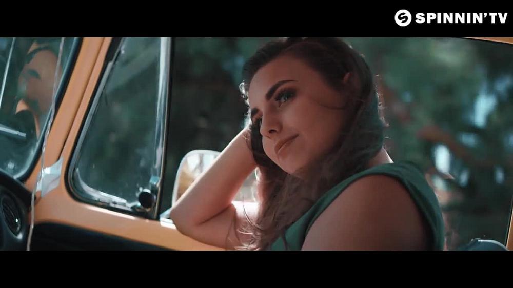 скачать клип Spirix feat. Xuitcasecity - Runaway