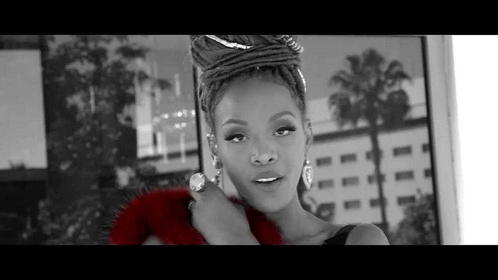 скачать клип Dawn Richard ft. Trombone Shorty - LA