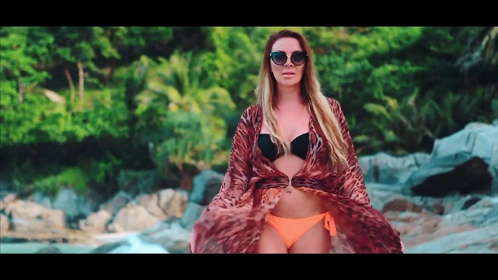 скачать клип Biljana Secivanovic - Bolje sama nego s bilo kim