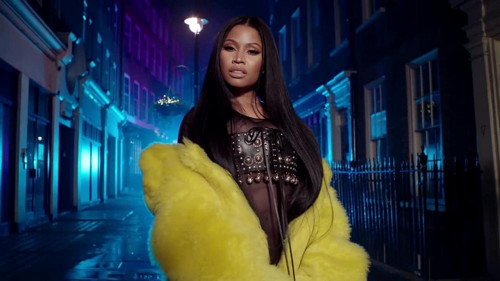скачать клип Nicki Minaj, Drake, Lil Wayne - No Frauds