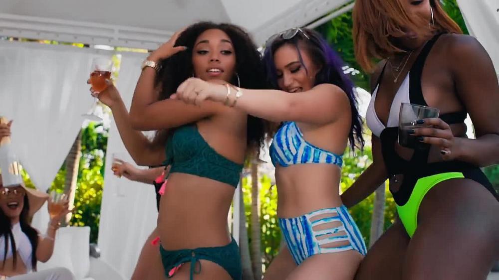 скачать клип Fat Joe, Remy Ma ft. The-Dream, Vindata - Heartbreak