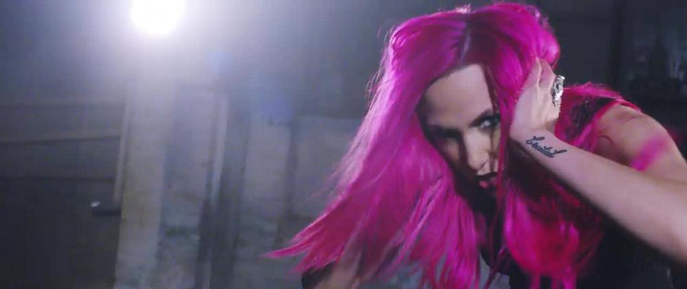 скачать клип Icon For Hire - Demons