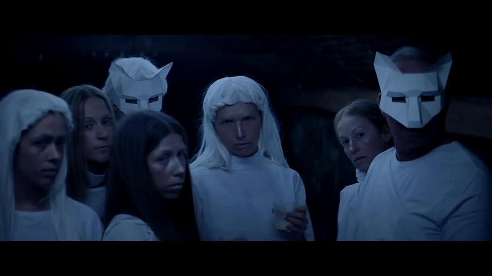 скачать клип ionnalee - NOT HUMAN