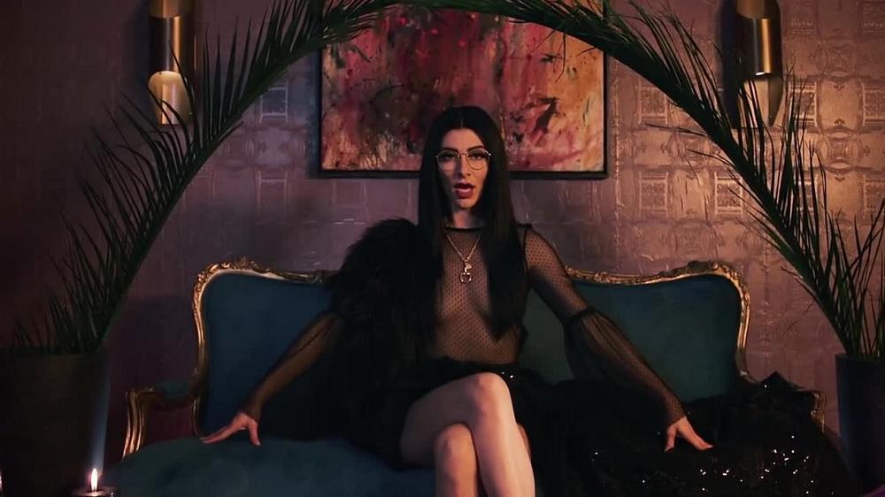 скачать клип Qveen Herby - Busta Rhymes