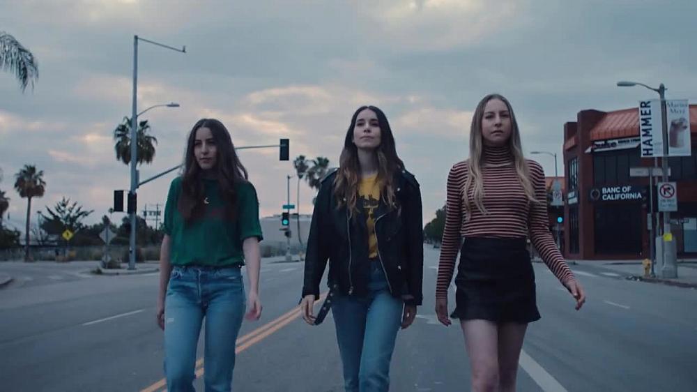 скачать клип HAIM - Want You Back