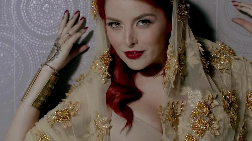 скачать клип DJ Valdi feat. Elena - Hot Bhangra