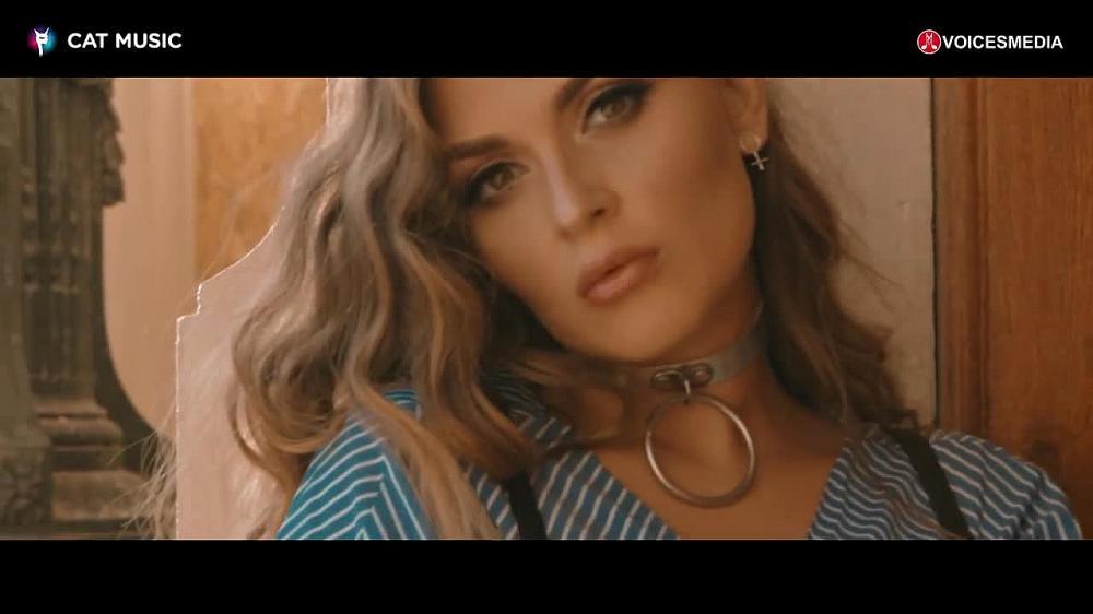 скачать клип Oana Radu - Strig