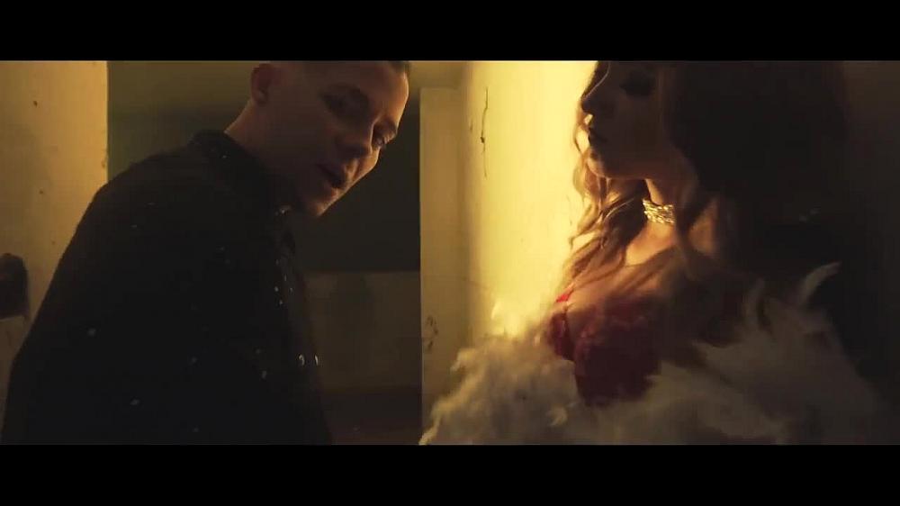скачать клип Dvice ft. Nio Garcia and Lyan - Tu Eres