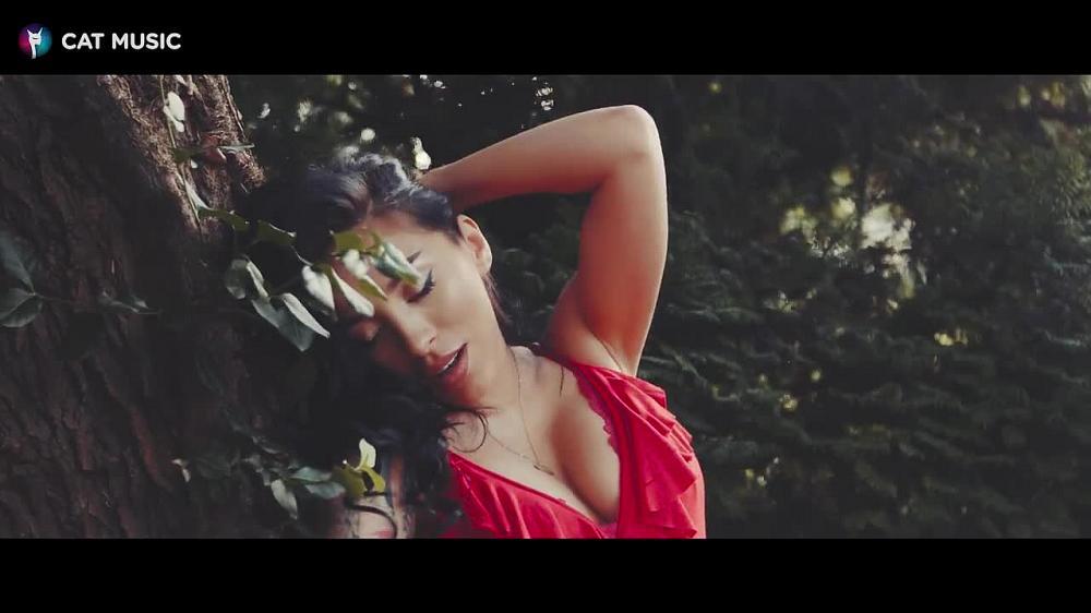 скачать клип Que Pasa feat. Ruby - A ti