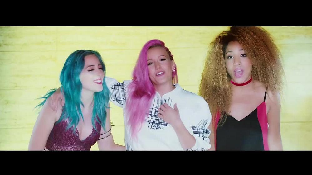 скачать клип Benji and Fede ft. Sweet California - Solo por una Razon