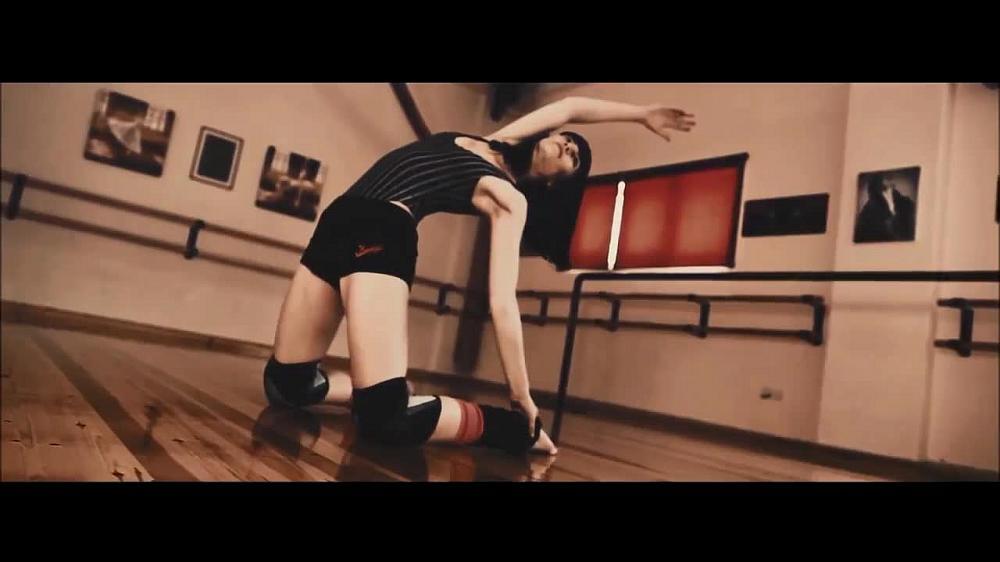 скачать клип DEEKAY - Its Not Love