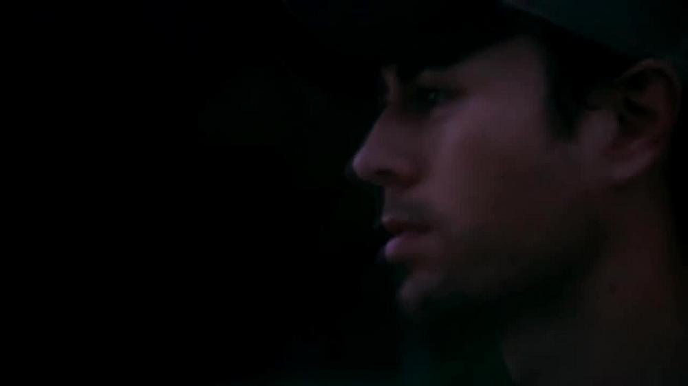 скачать клип Enrique Iglesias feat. Pitbull - I Like How It Feels