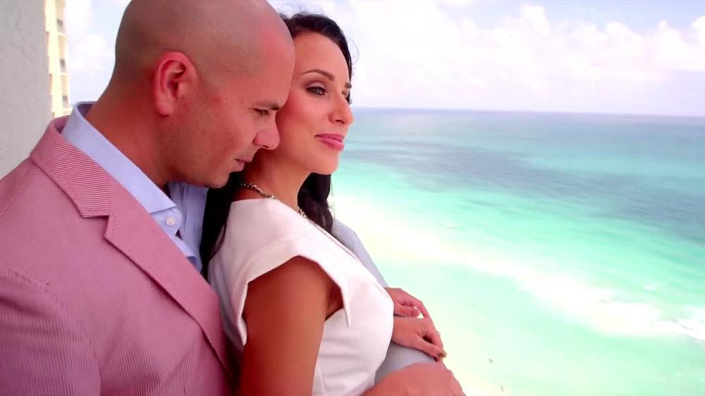 скачать клип Ahmed Chawki feat. Pitbull and Mandinga - Habibi I Love You