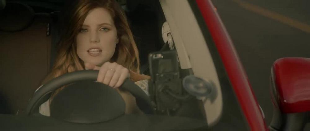 скачать клип Echosmith - Get Into My Car