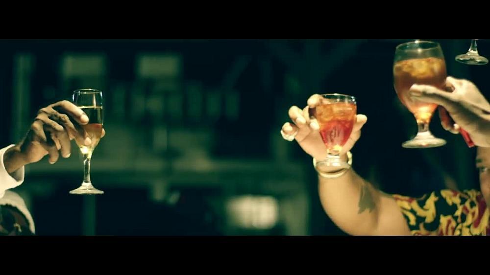 скачать клип Busta Rhymes - Girlfriend