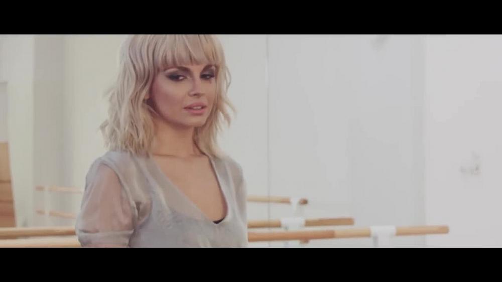 скачать клип Bambi - Aceiasi Ochi Caprui