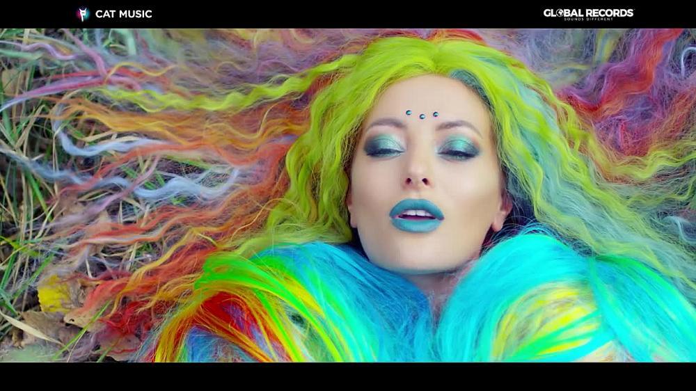 скачать клип Delia - Verde imparat