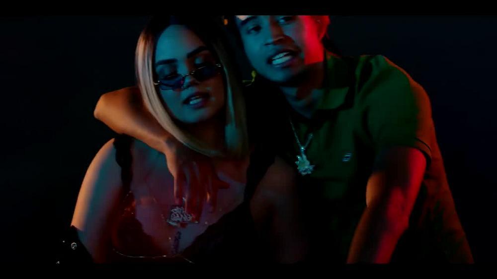 скачать клип Raven Felix and Kap G - Phase Me