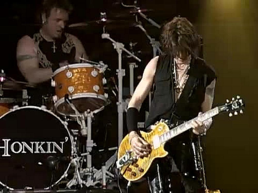скачать клип Aerosmith - Walk This Way