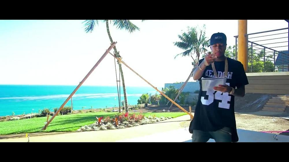 скачать клип Tyga - Stimulated