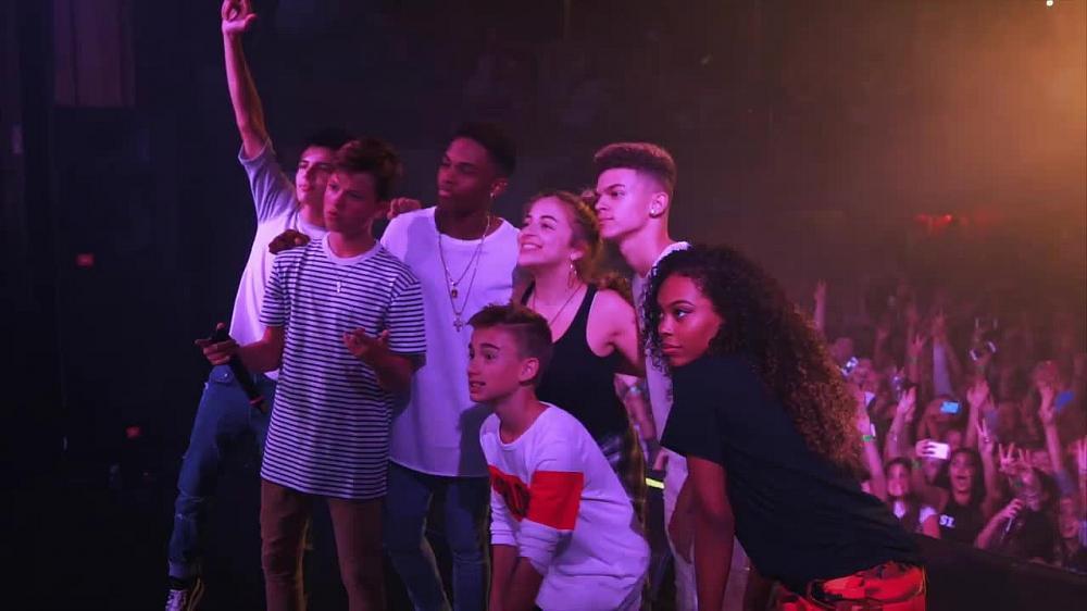 скачать клип Jacob Sartorius - All My Friends