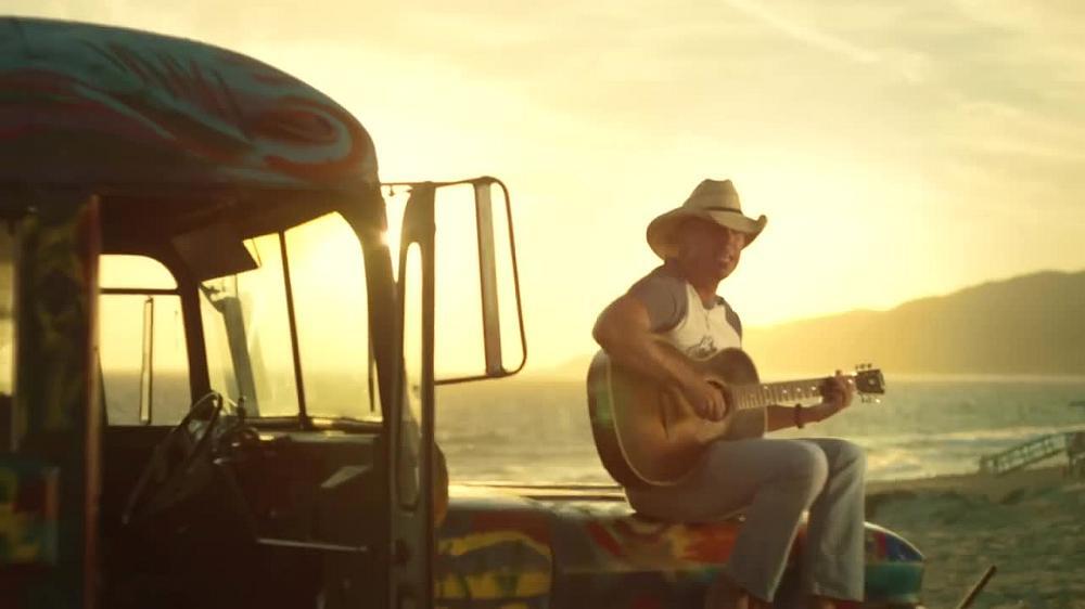 скачать клип Kenny Chesney - American Kids
