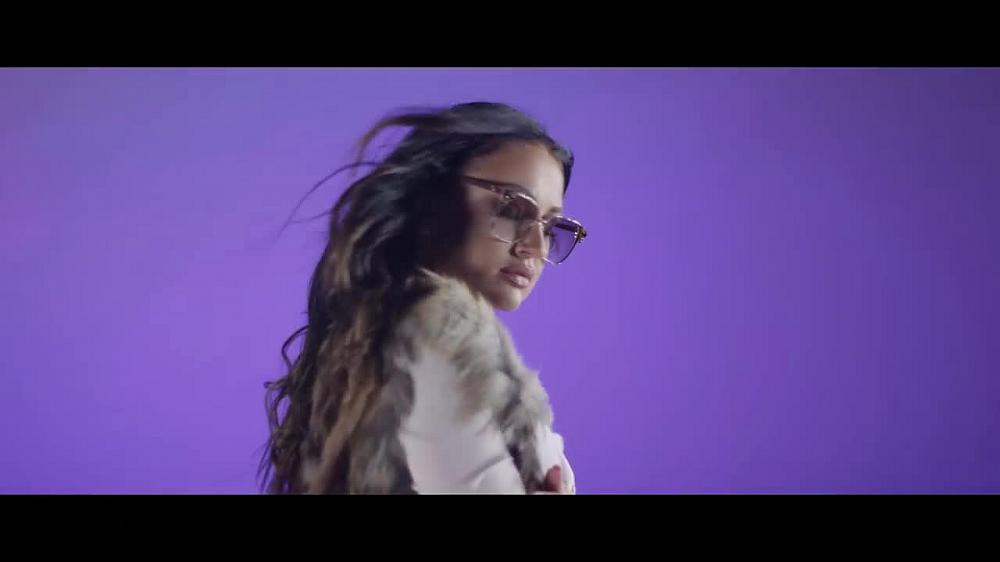 скачать клип Katarina Zivkovic - Kajem se