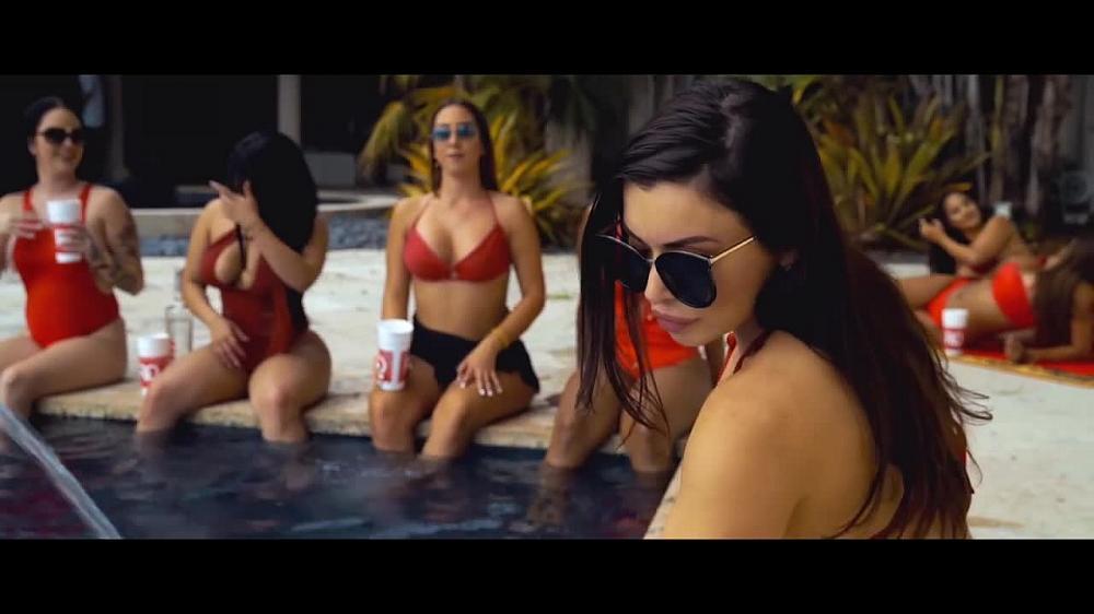 скачать клип Birdman, Jacquees, Caskey - Money Up