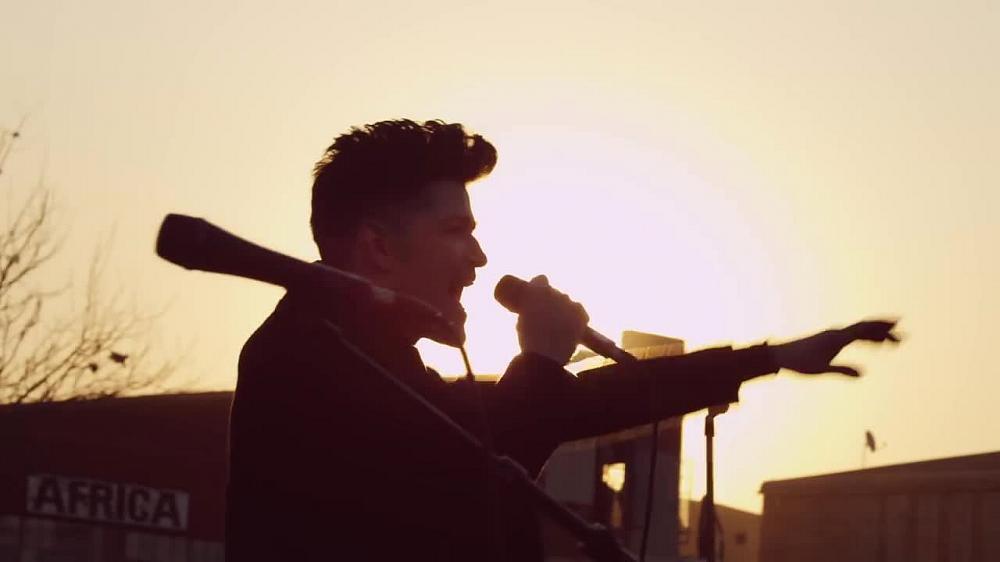 скачать клип The Script - Superheroes