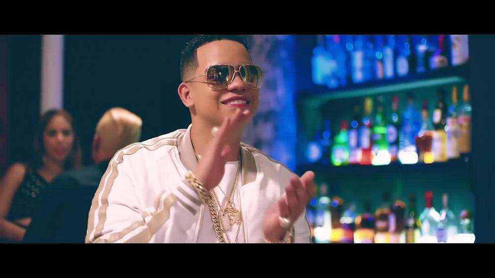 скачать клип J Alvarez - De La Mia Personal