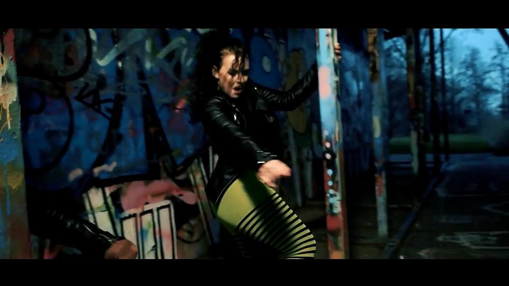 скачать клип Shockman Ft. Big Shenn - Wine Deh