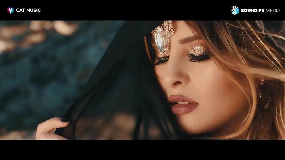 скачать клип Valerie - Sahara