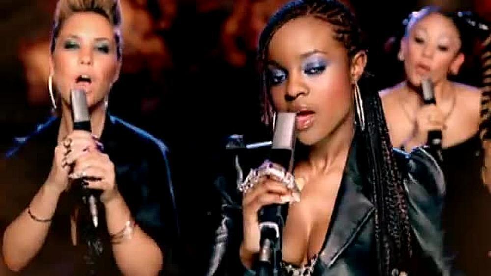 скачать клип Sugababes - Round Round