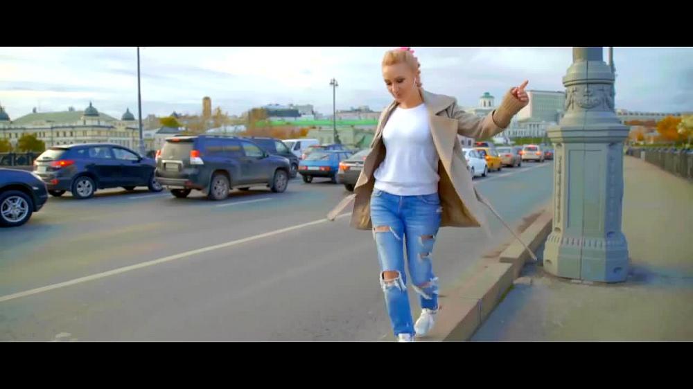 скачать клип DJ Peretse Feat. Julia Lasker - Time