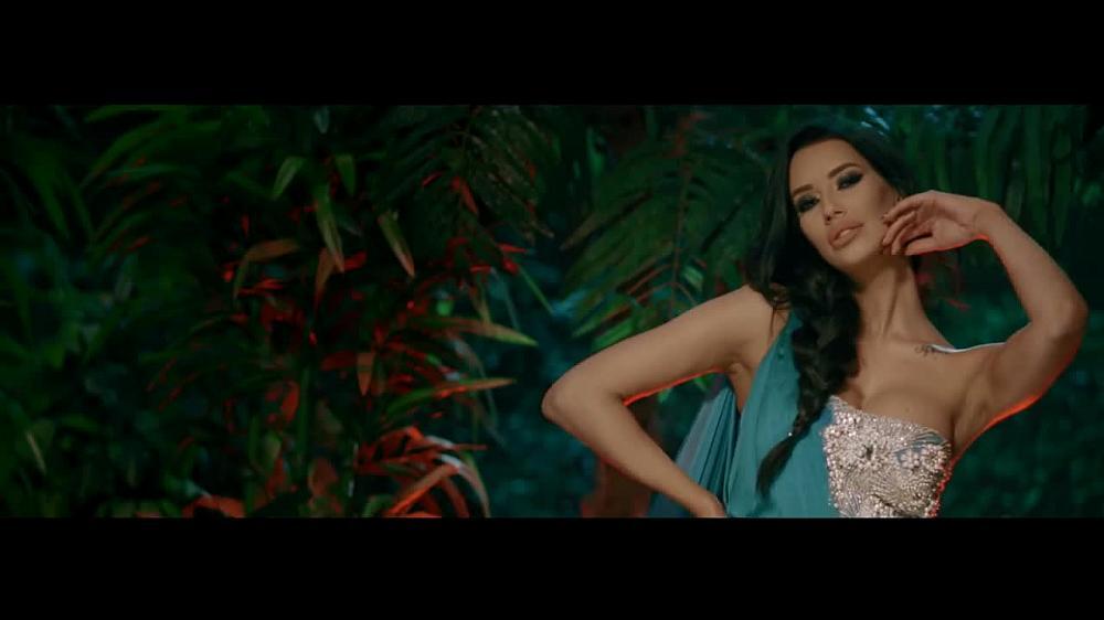 скачать клип Katarina Grujic - Jaca Doza Mene