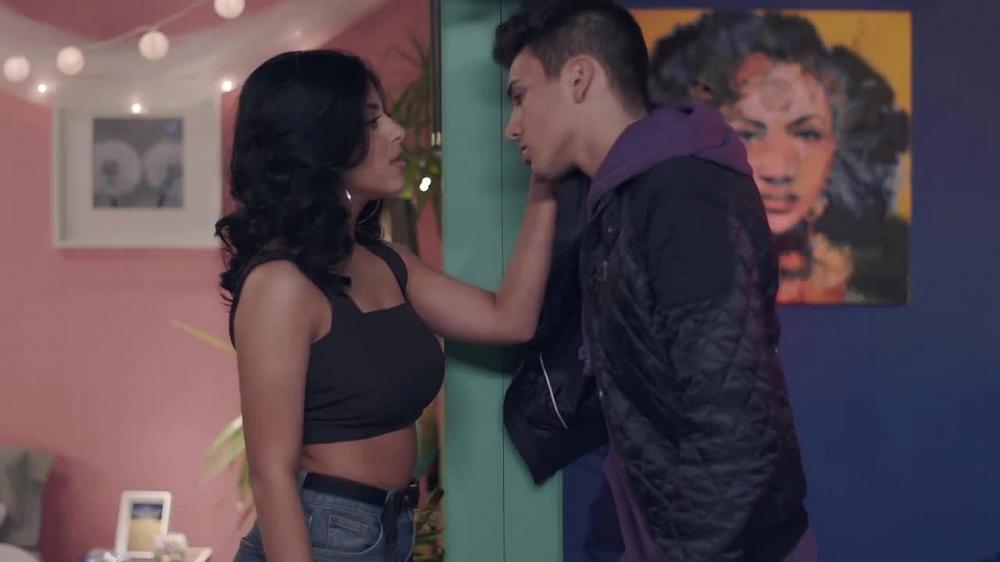 скачать клип Daniel Skye, Baby Ariel - Say It